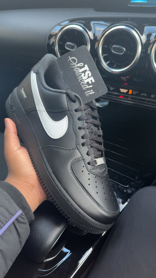 White & Black Supreme AF1