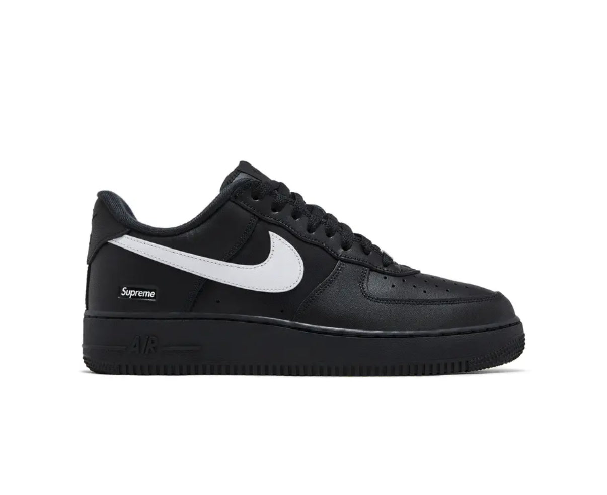 White & Black Supreme AF1